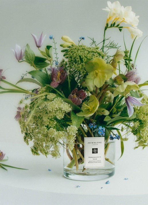 Jo Malone London English Pear & Freesia Deluxe Candle - geurkaars 600 gram - detail 4 undefined