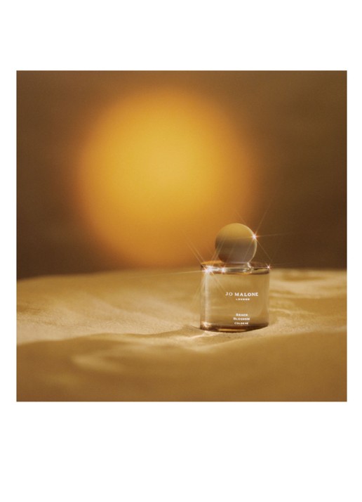 Jo Malone London Velvet Rose & Oud Cologne - detail 4 undefined