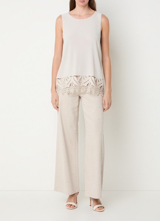Joseph Ribkoff Tanktop met details van kant - voorkant 2 beige