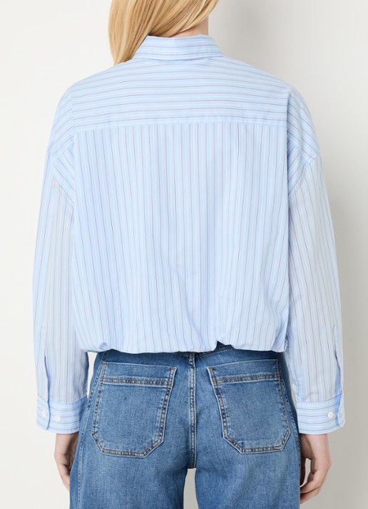 Josephine & Co Bink blouse met streepprint en borstzak - achterkant lichtblauw
