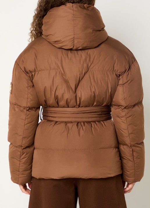JOSH V Charlotte puffer jack met capuchon en ceintuur - achterkant cognac
