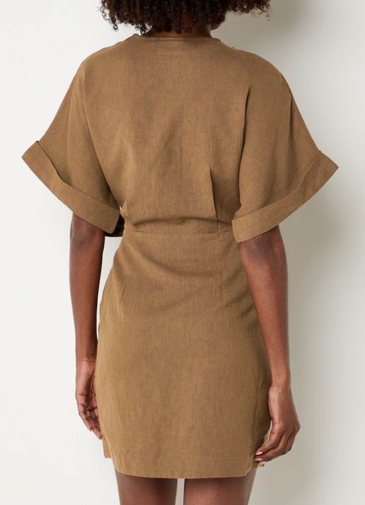 JOSH V Froukje mini wikkeljurk in linnenblend met strass - achterkant camel