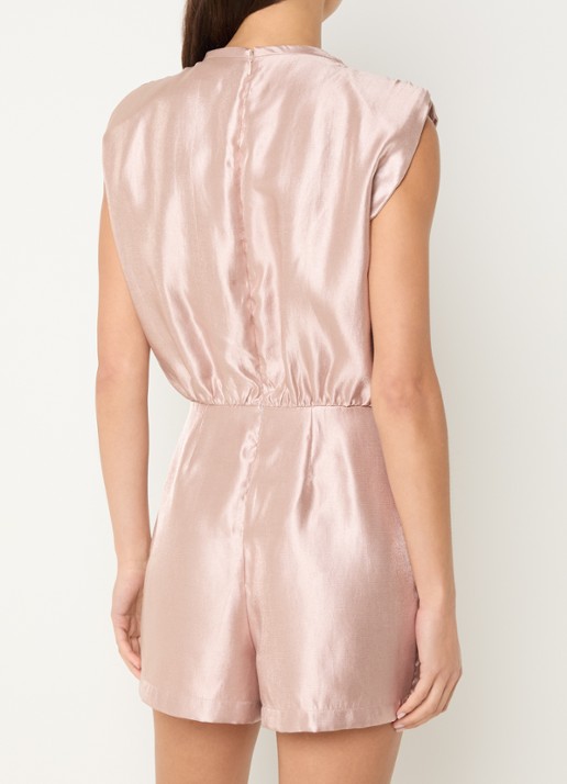 JOSH V Lira playsuit van satijn met plooidetail - achterkant oudroze