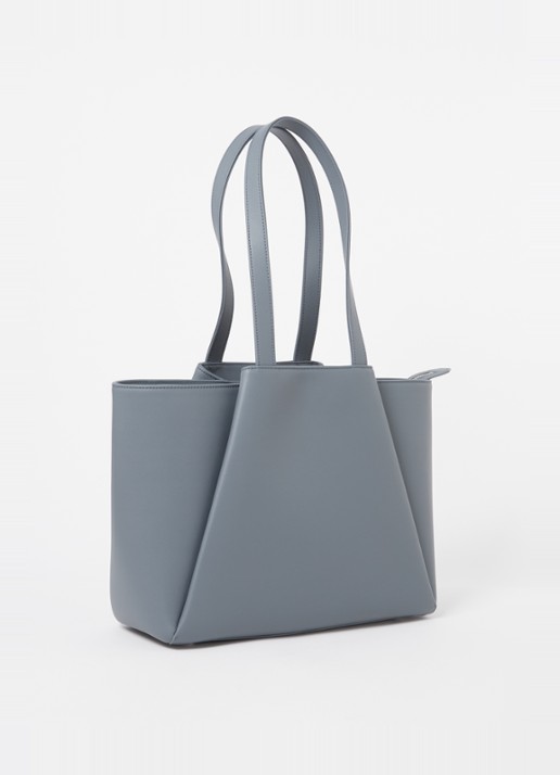 KAAI Midi Pyramid schoudertas van leer met 13.5 inch laptopvak - achterkant grijs