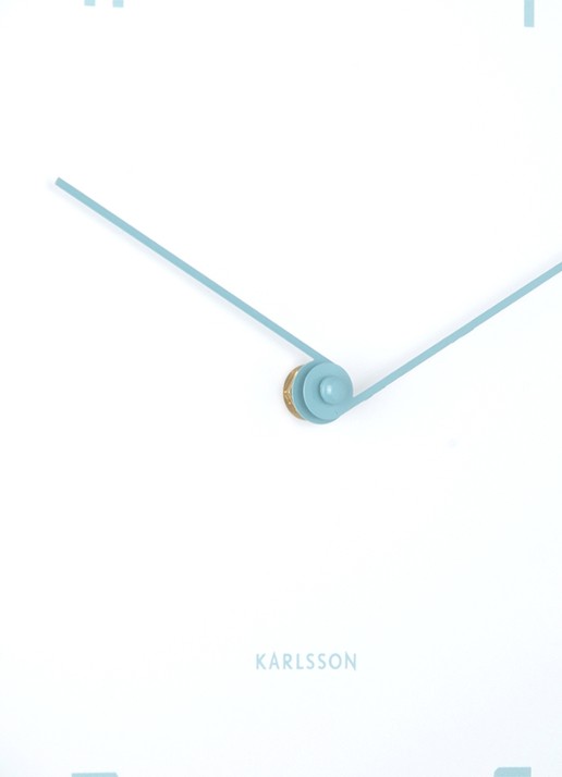 Karlsson Sencillez wandklok - detail 5 lichtblauw