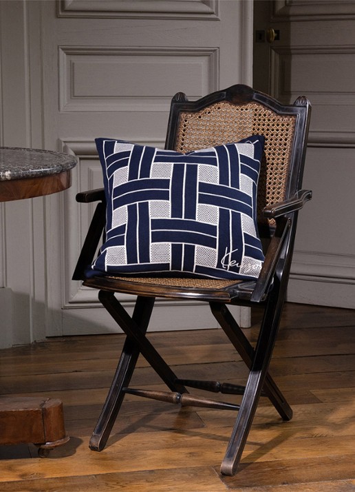 KENZO Sierkussen 45 x 45 cm - voorkant 2 donkerblauw