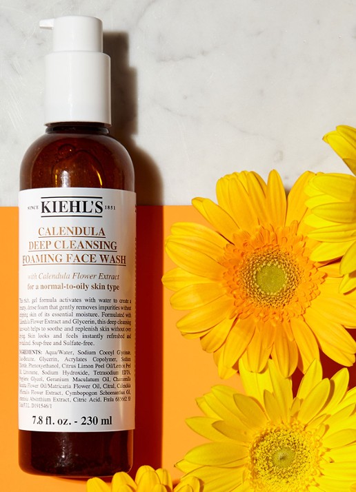 Kiehl's Calendula Deep Cleansing Foaming Wash - facewash - detail 3 undefined