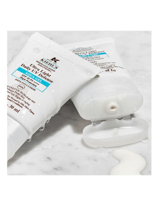 Kiehl's Ultra Light Daily UV Defense SPF 50 - zonnebrand  - detail 2 undefined
