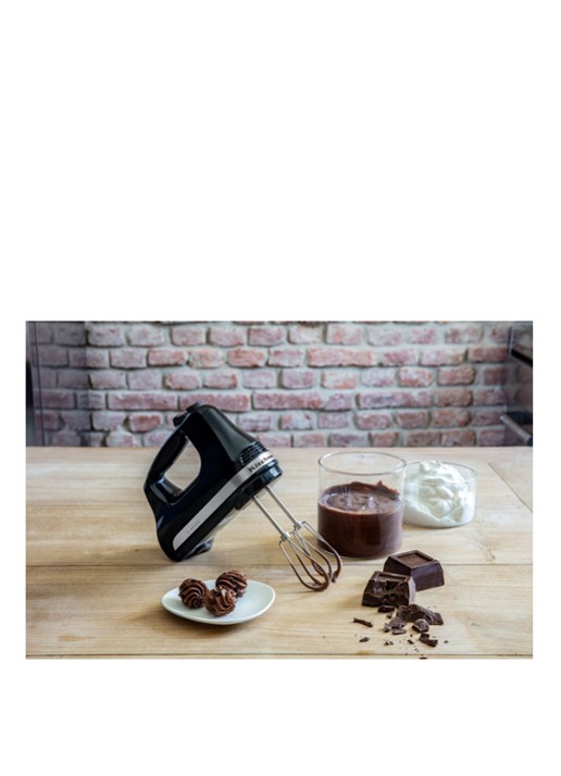 KitchenAid Handmixer 5KHM5110EOB - Onyx Zwart - voorkant 2 zwart