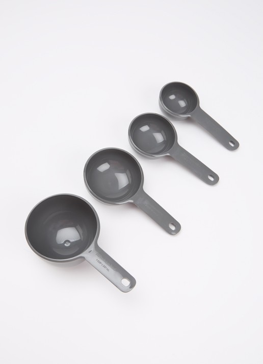 KitchenAid Universal maatlepel set van 4 - voorkant 2 grijs