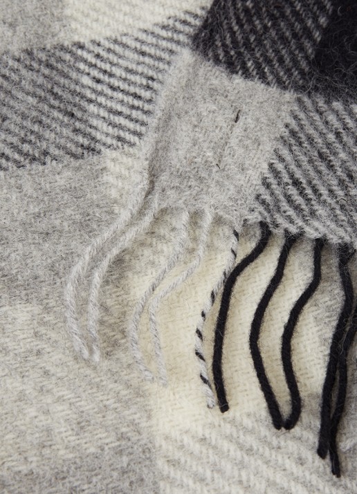 Klippan Gotland plaid van wol 130 x 200 cm - detail 3 grijs