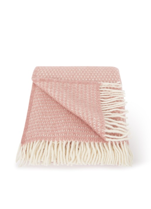 Klippan Knut plaid van wol 200 x 130 cm - voorkant zalmroze