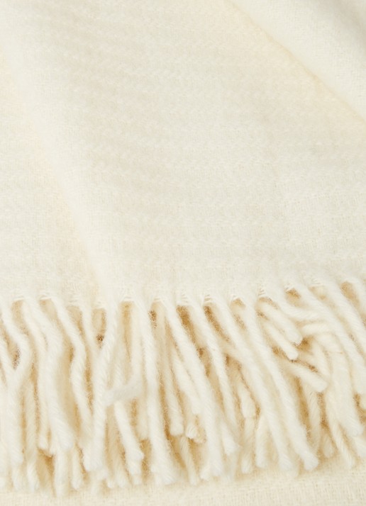 Klippan Ralph plaid van lamswol 130 x 200 cm - detail 3 beige