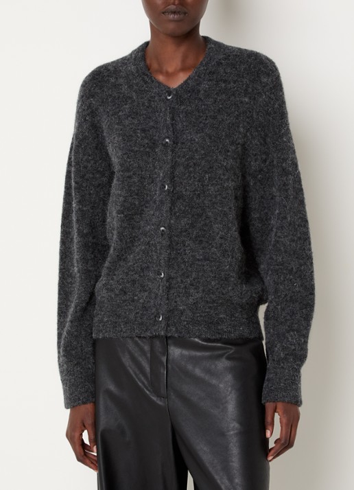 Knit-ted Britney grofgebreid vest met ronde hals - detail antraciet