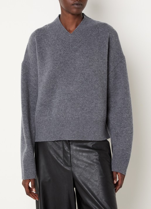 Knit-ted Jean fijngebreide trui met V-hals