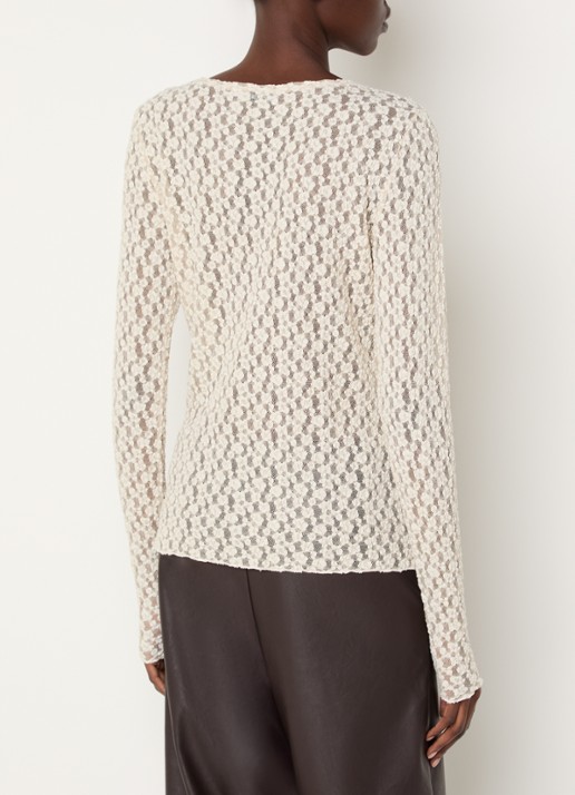 Knit-ted Lacey semi-transparante top met boothals - achterkant 2 vanillegeel