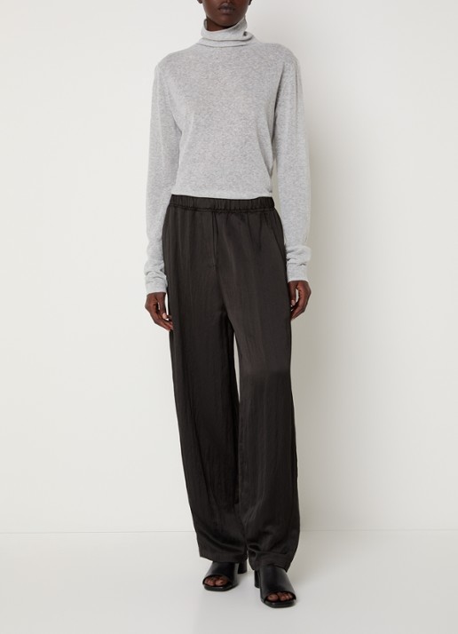 Knit-ted Roline trui met col en stretch - voorkant 4 lichtgrijs