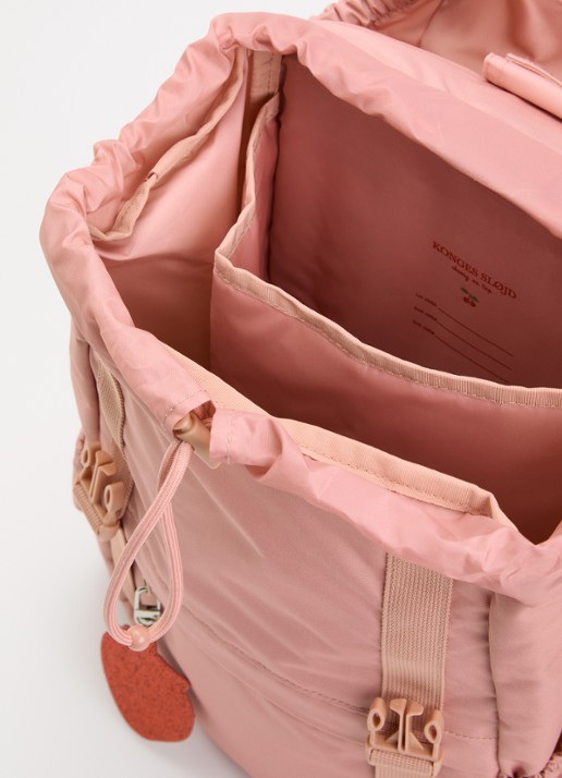 Konges Sløjd Clover rugzak met uitneembare sporttas en waterafstotende coating - detail 3 zalmroze