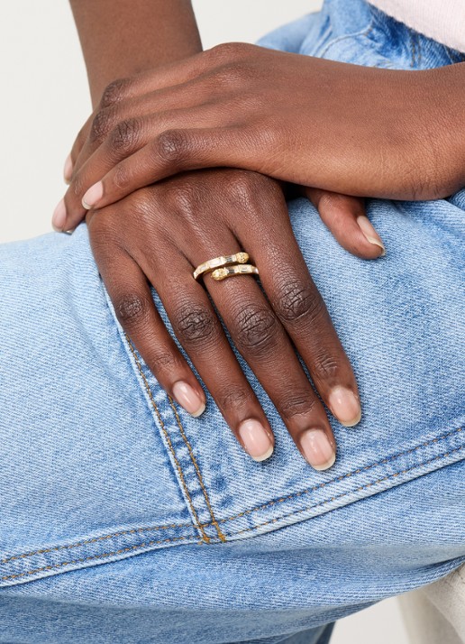Kurt Geiger Baguette ring met kristal - voorkant 4 goud