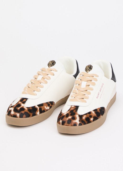 Kurt Geiger Barbican sneaker van leer met details van suède en ponyhair - detail wit