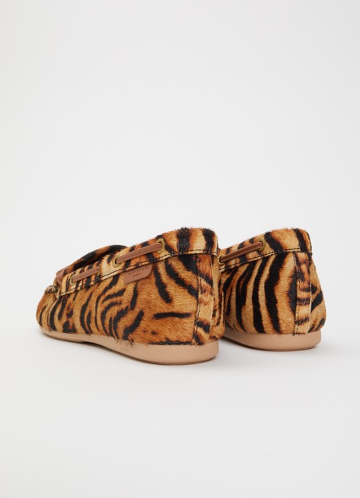 Kurt Geiger Eagle moccasin van leer met dierenprint - achterkant camel