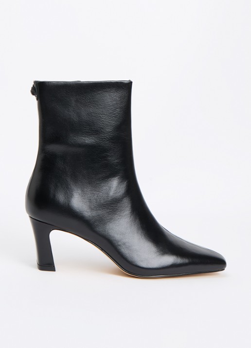 Kurt Geiger Eaton enkellaarsje van leer