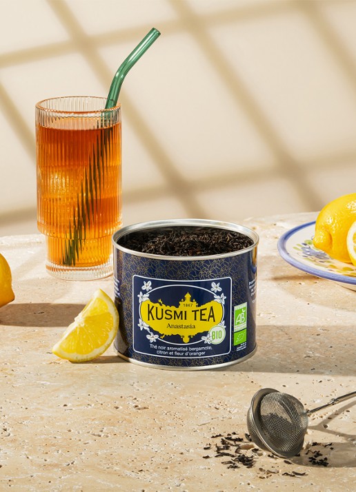 Kusmi Tea Anastasia losse thee 90 gram - voorkant 2 donkerblauw