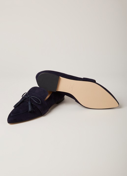 L.K.Bennett Celina loafer van suède met tassels - detail 3 donkerblauw