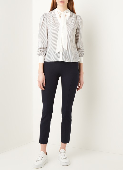 L.K.Bennett Georgia blouse van zijde met strikkraag en streepprint - voorkant 3 gebroken wit