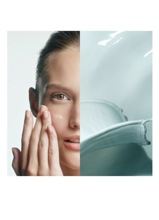 La Mer The Hydrating Infused Emulsion - moisturizer - detail 4 undefined
