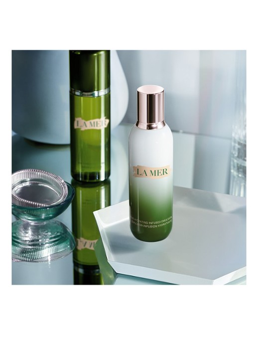 La Mer The Hydrating Infused Emulsion - moisturizer - detail 5 undefined