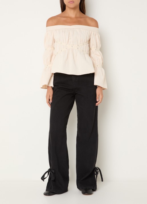 Laagam Addison off shoulder top met ruches - voorkant 3 ivoor