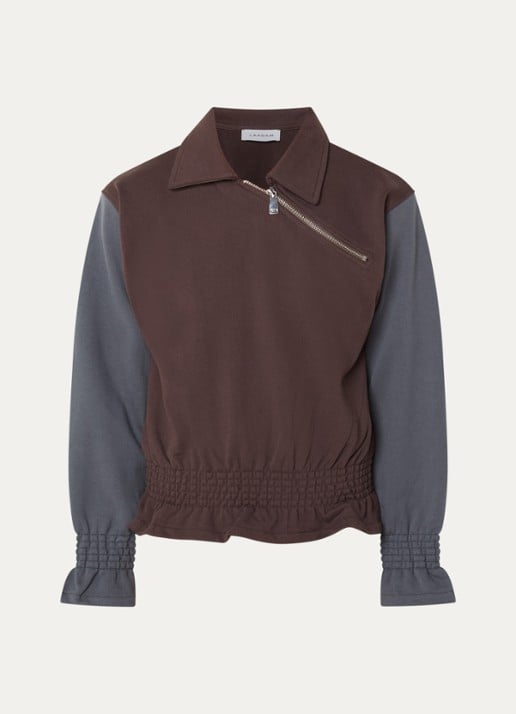 Laagam Jolanda sweater met smockwerk en halve rits - voorkant bruin