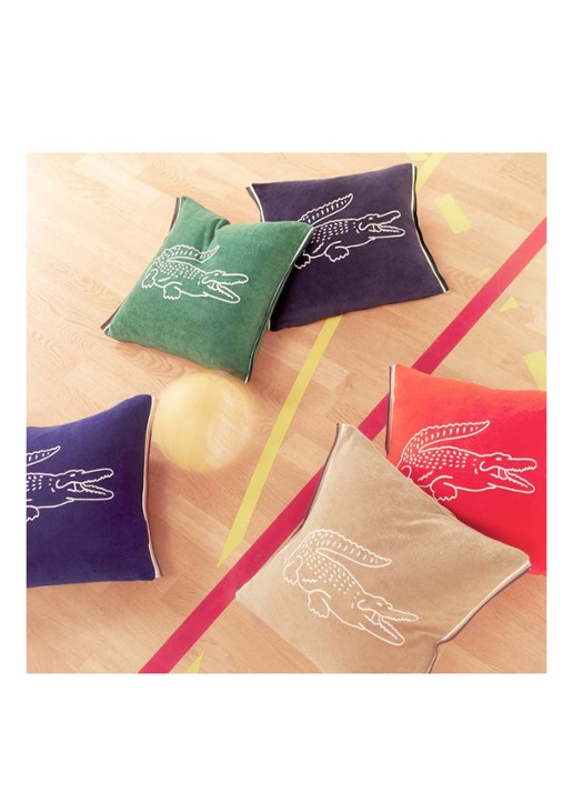 Lacoste L Break sierkussenhoes 45 x 45 cm - voorkant 2 donkerrood