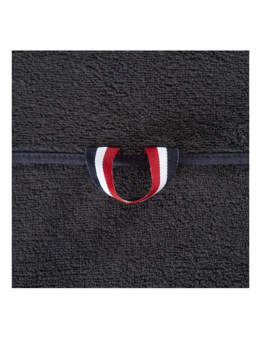 Lacoste L Casual badlaken - 450 gr/m2 - 70 x 140 cm - detail 2 zwart