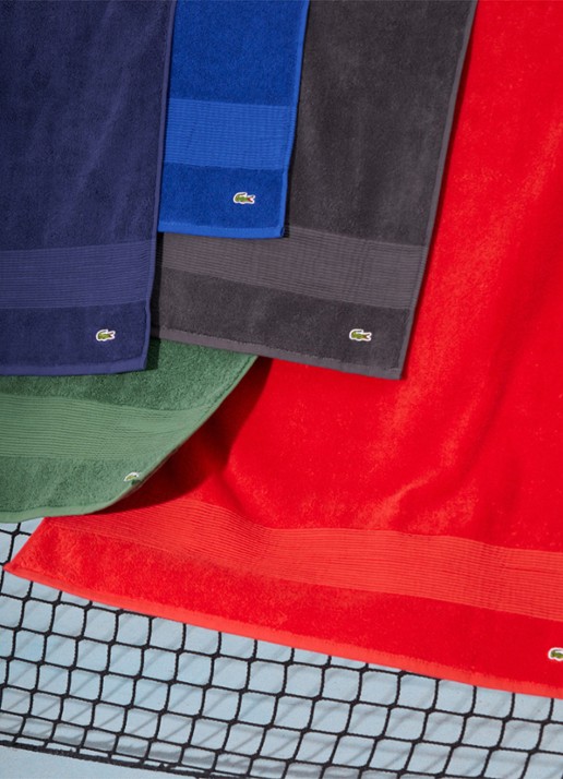 Lacoste L Lecroco badlaken - 600 gr/m2 -  70 x 140 cm - detail 3 kersenrood