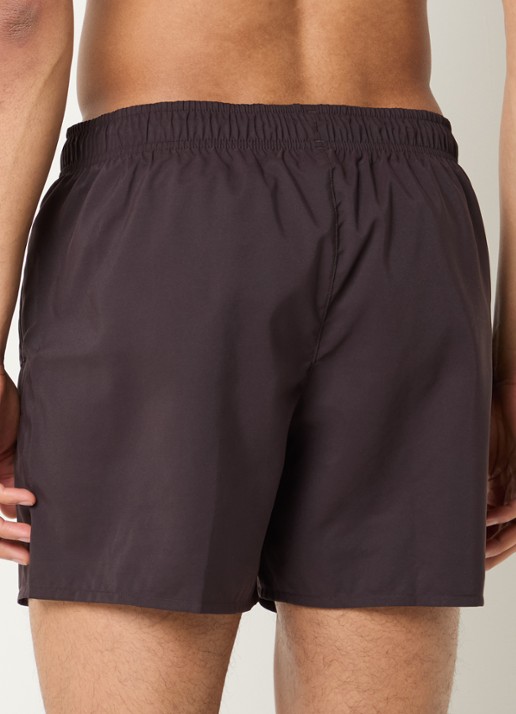 Lacoste Uni zwemshorts met logo en steekzakken - achterkant donkerbruin