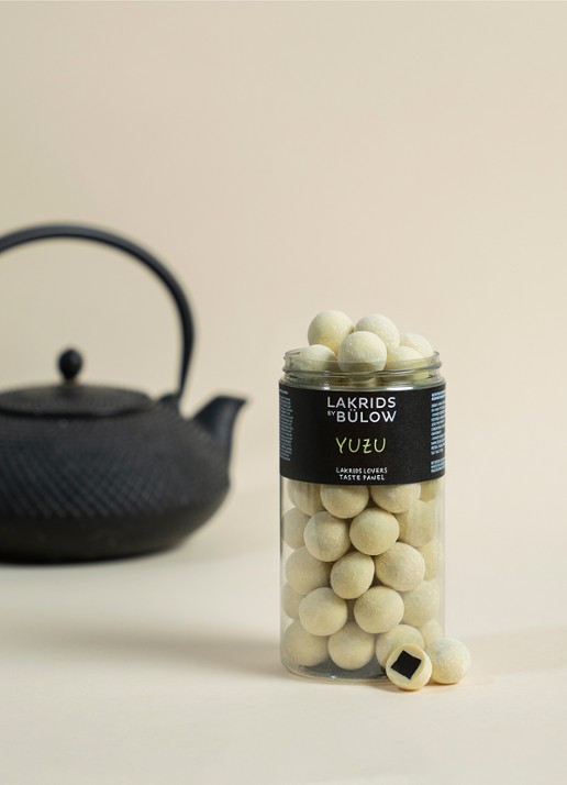 Lakrids by Bülow Yuzu drop met chocolade 270 gram - voorkant 3 undefined