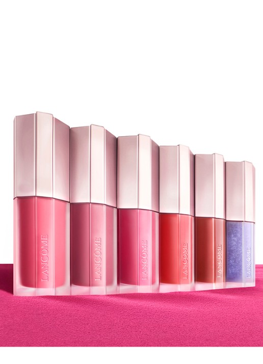 Lancôme Lip Idôle Cuddle Blur - vloeibare lipstick - detail 7 21 blushing blanket