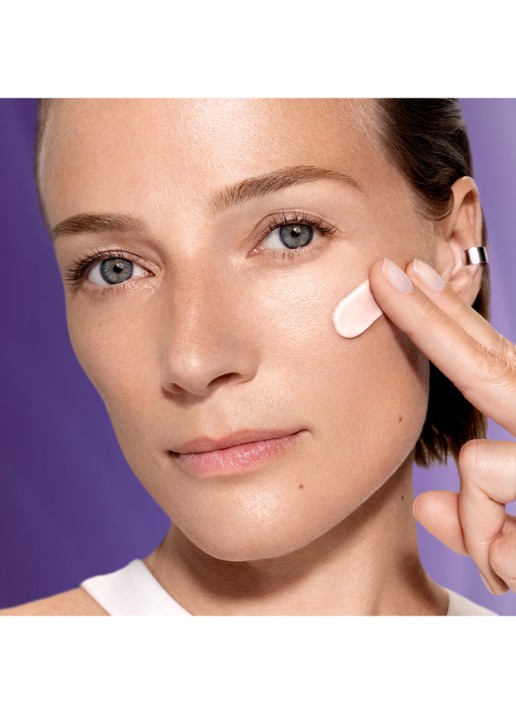 Lancôme Rénergie H.P.N. UVMUNE SPF50 Crème - dagcrème - detail 3 beige