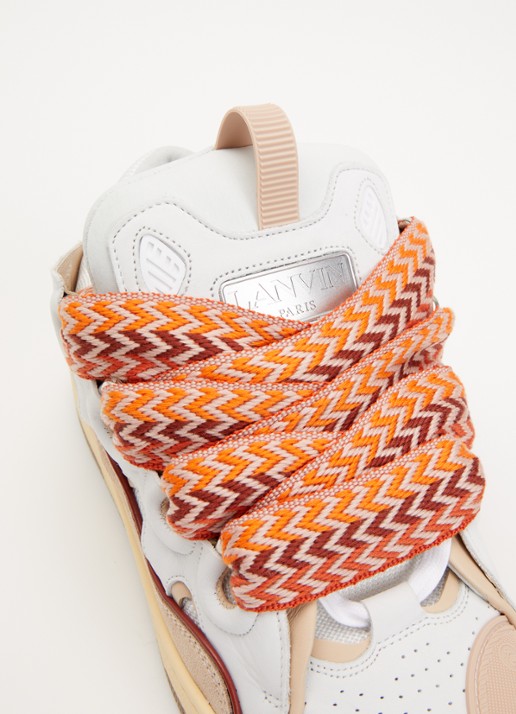 Lanvin Curb sneaker van kalfsleer met suède details - detail 7 abrikoos