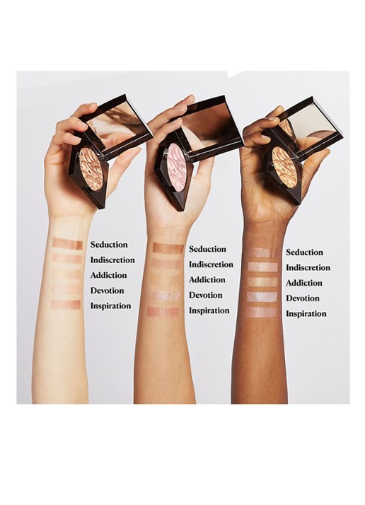 Laura Mercier Face Illuminator - highlighter - detail 4 devotion