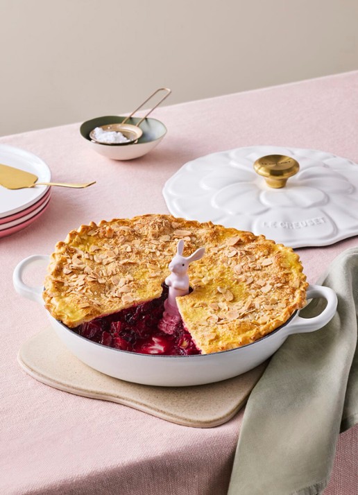 Le Creuset Bakkonijn - achterkant 3 lichtroze
