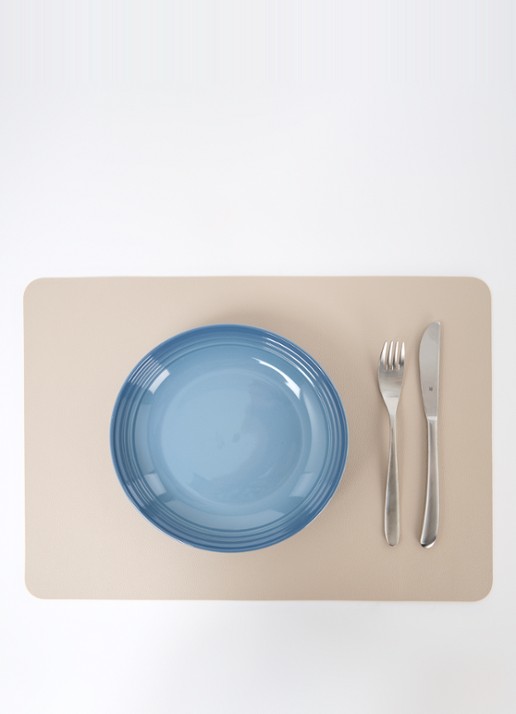 Le Creuset Diep bord 22 cm - detail 3 chambray / blauw