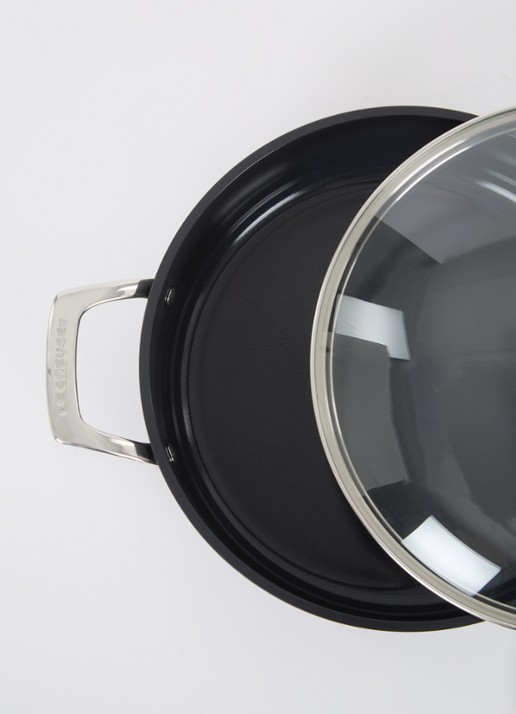 Le Creuset Essential Non-Stick Ceramic hapjespan Ø26 cm - voorkant 3 zwart