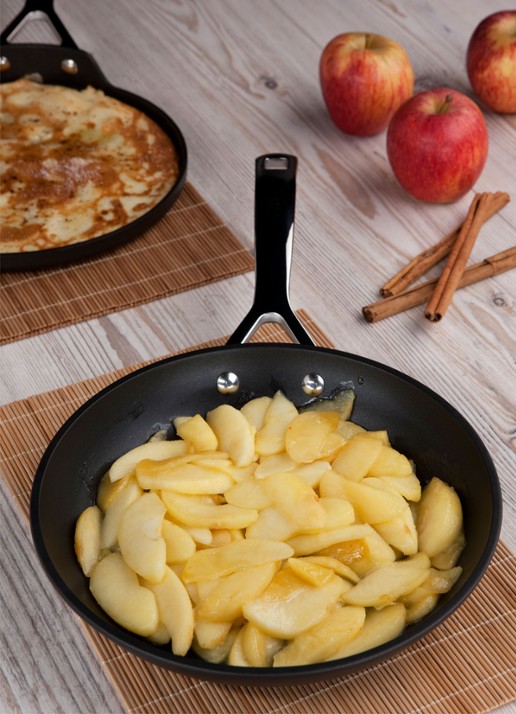 Le Creuset Les Forgées koekenpan Ø30 cm - voorkant 2 zwart