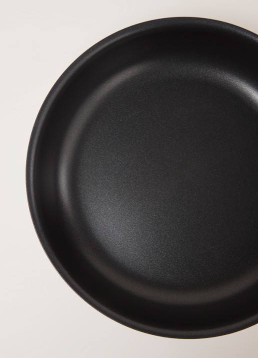 Le Creuset Magnetik koekenpan Ø24 cm - detail zilver