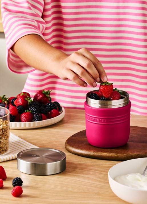 Le Creuset On The Go lunchbeker 0,5 liter - detail 4 roze