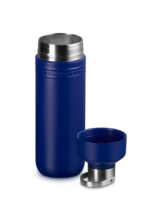 Le Creuset On The Go waterfles 1 liter - detail blauw
