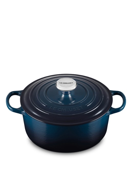 Le Creuset Signature braad-/stoofpan Ø24 cm - voorkant 6 donkerblauw